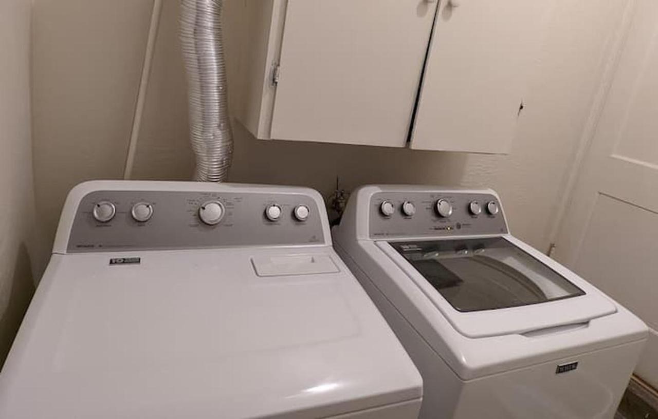 Amazing 2Br Home - Steps To Unm North Campus Albuquerque Bagian luar foto